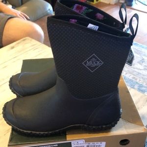 NT Women’s Muckster II Mid Boots